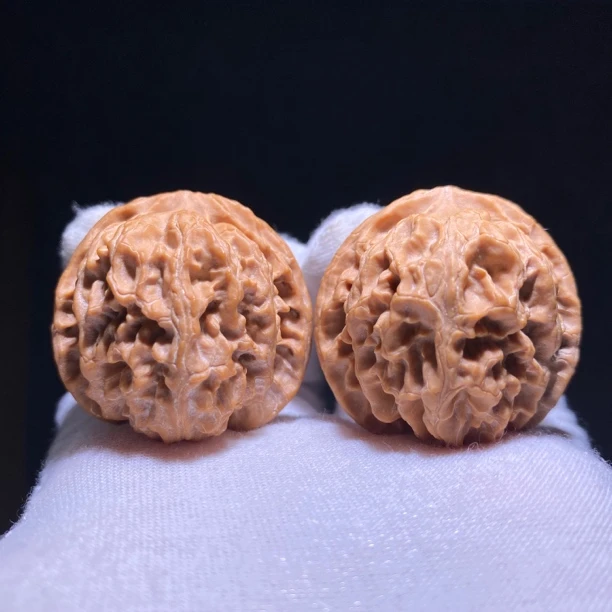 苹果园狮子头37尺寸全品 文玩核桃手把件