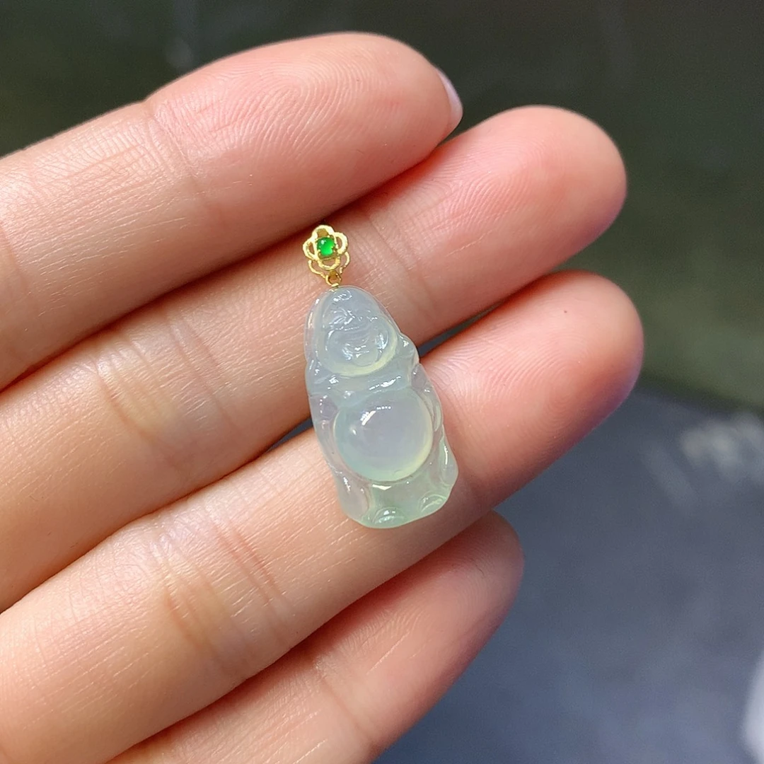 翡翠吊坠(不含链)18K金镶嵌