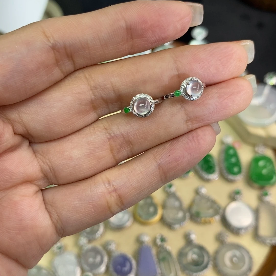 翡翠18K金镶嵌颈饰A货翡翠