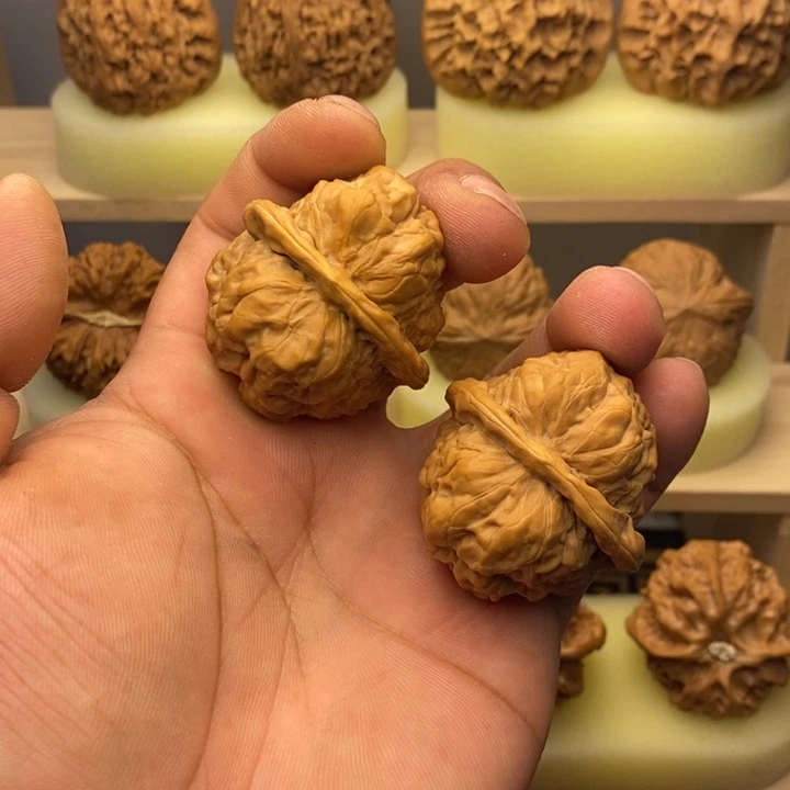 文玩核桃吊坠绝**脖39蛤蟆头福利