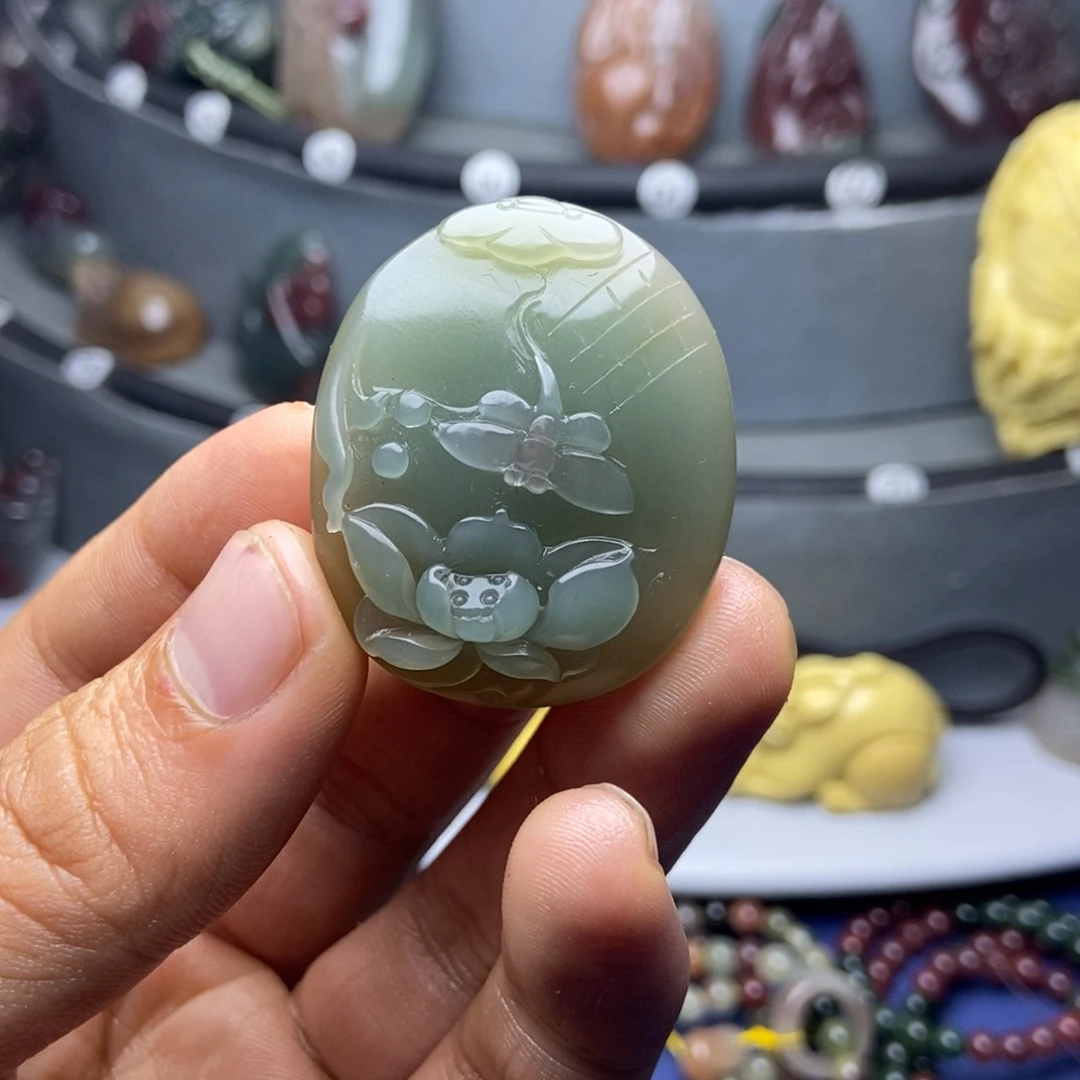 用***糖玛瑙/玉髓未镶嵌颈饰