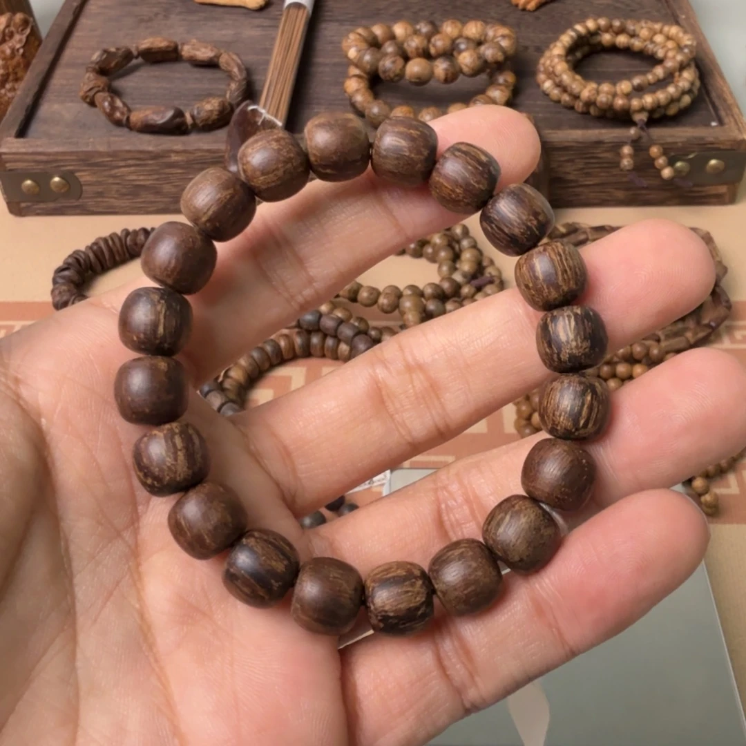 如***意沉香沉香碎屑惠安沉水鼓珠1.0cm单圈14.9克