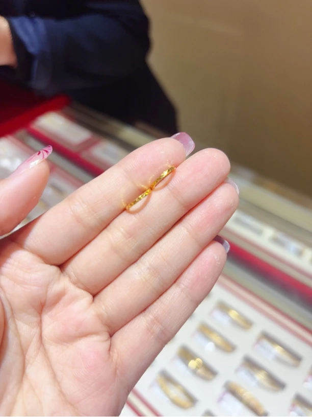 足金999亮面小耳环
