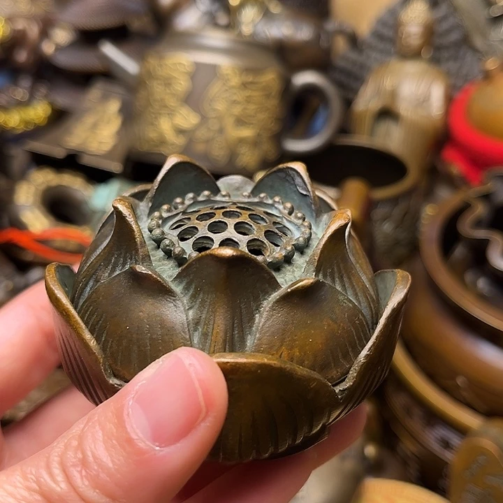 精美铜器批发档口