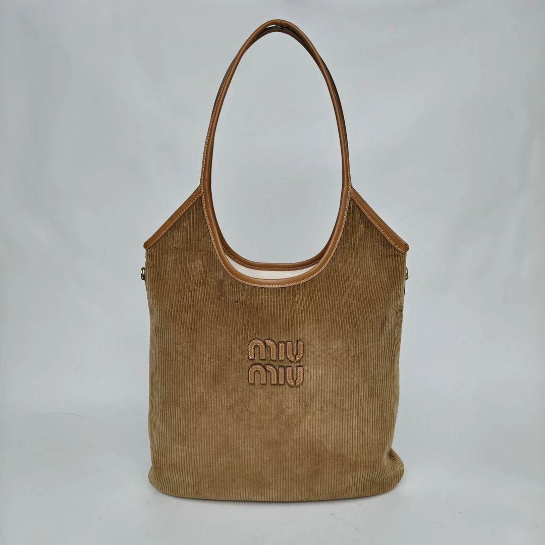 99新 MIU MIU/缪缪 【黑黑】IVY Tote托特包 棕色 绒面 金扣