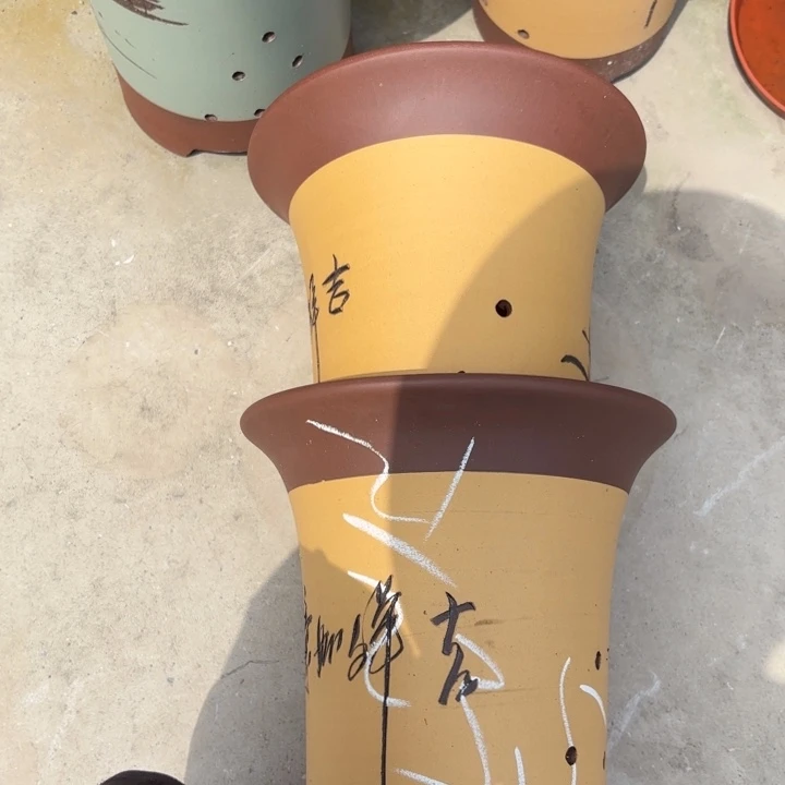 紫砂花盆紫砂的颜色