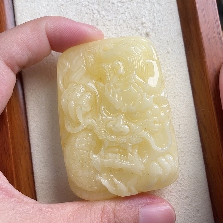 未镶嵌吊坠(不含链)琥珀