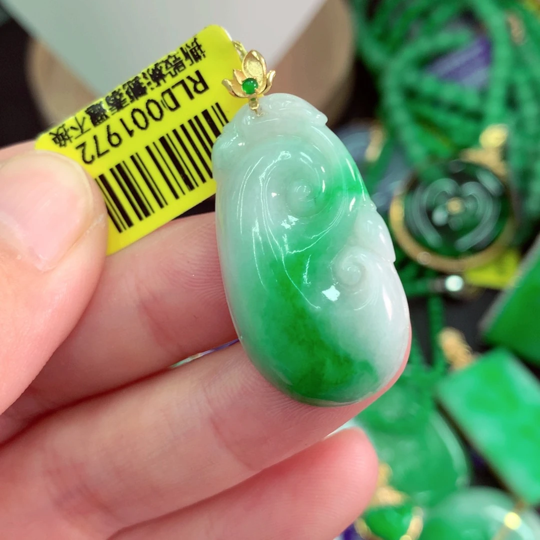翡翠18K金镶嵌吊坠(不含链)