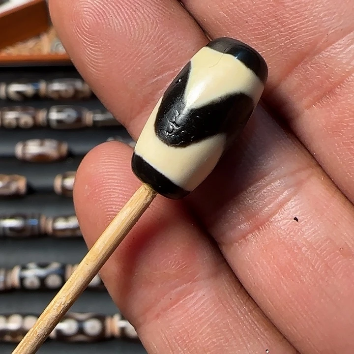 玛瑙/玉髓合金颈饰