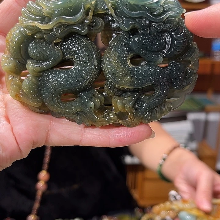 未镶嵌岫玉毛衣链