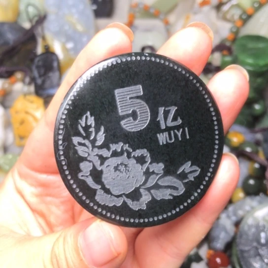 未镶嵌和田玉把件