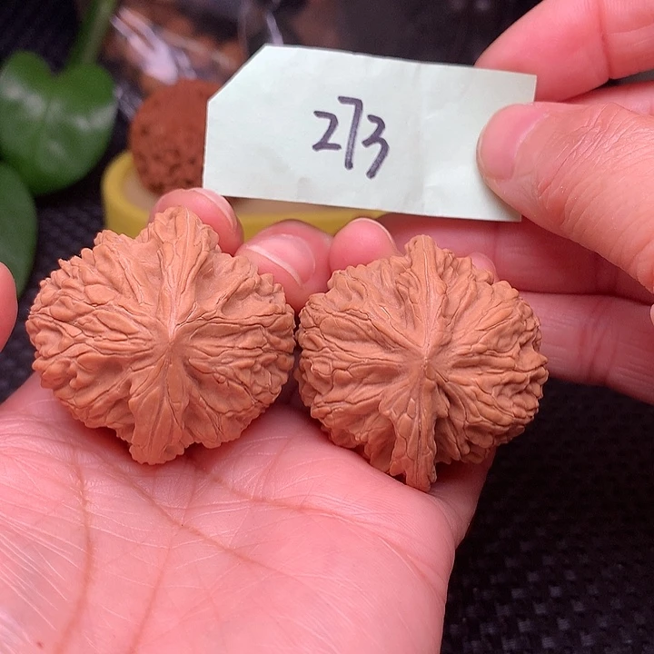 【闪购商品】把件文玩核桃39.5文山273
