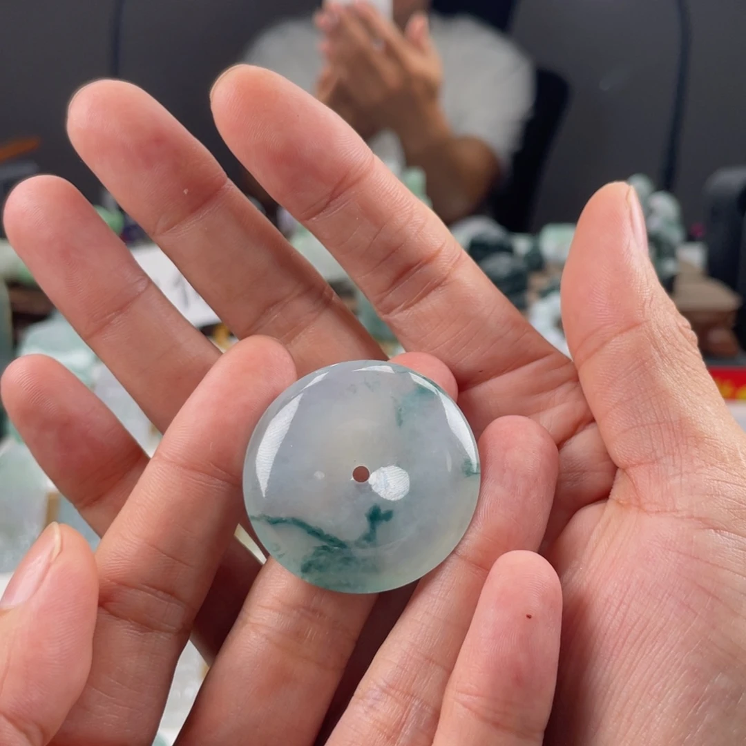 好***连翡翠未镶嵌颈饰平安扣缅甸天然翡翠A货糯冰种飘花胶块