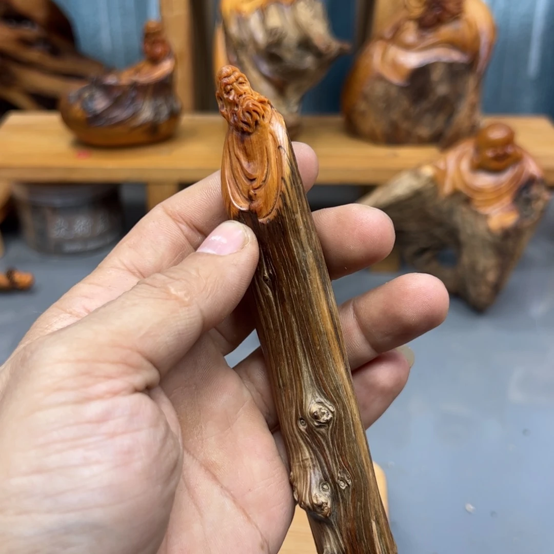 阿***刘木崖柏木摆件手把件
