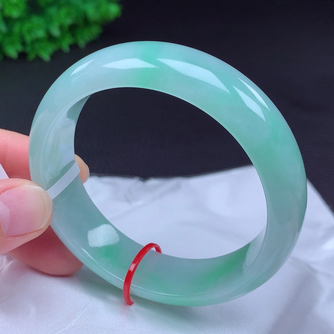 翡翠未镶嵌手镯58圈681810