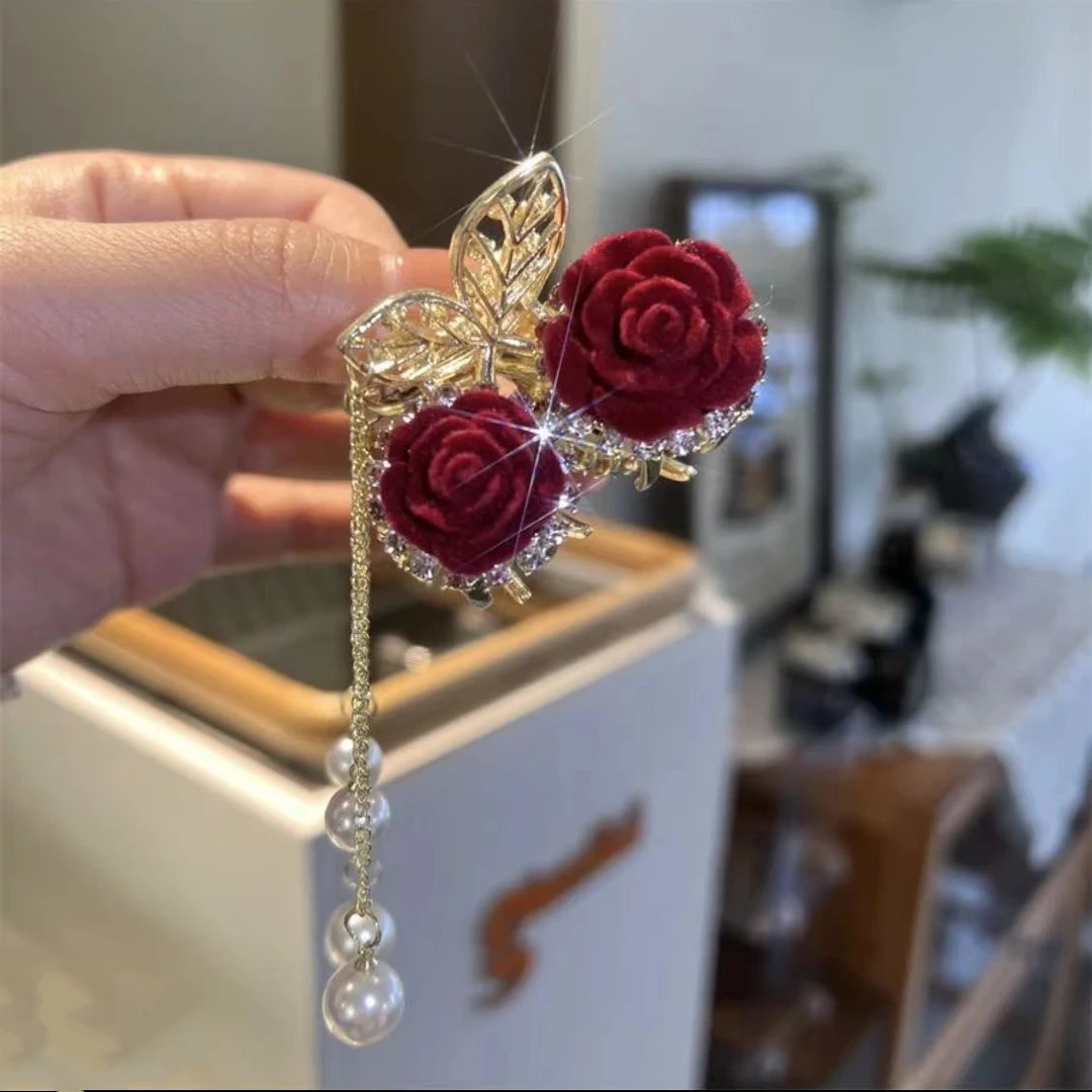 升级版满天星红玫瑰樱桃轻奢气质百搭优雅流苏抓夹后脑勺顶夹饰品