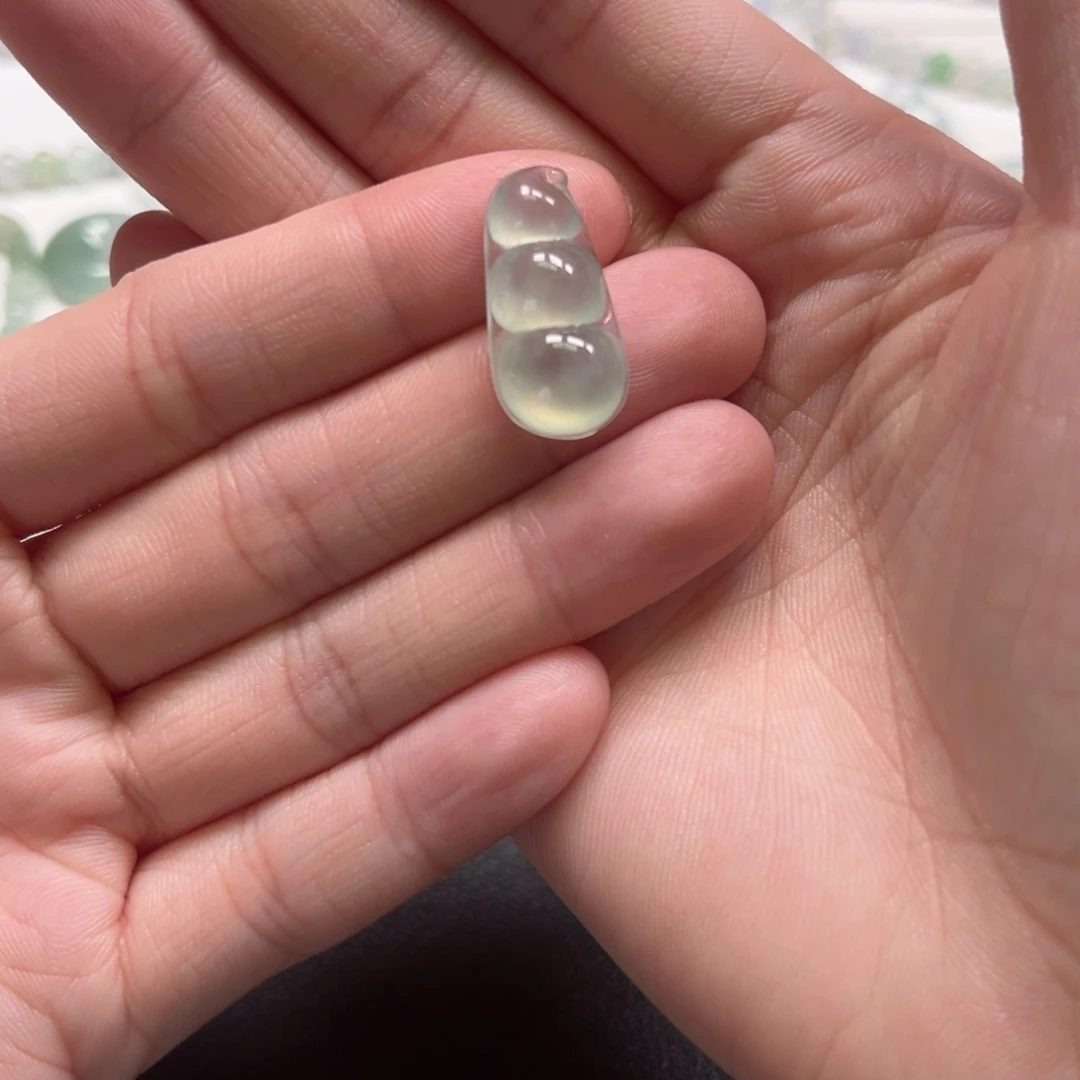 翡翠裸石缅甸翡翠