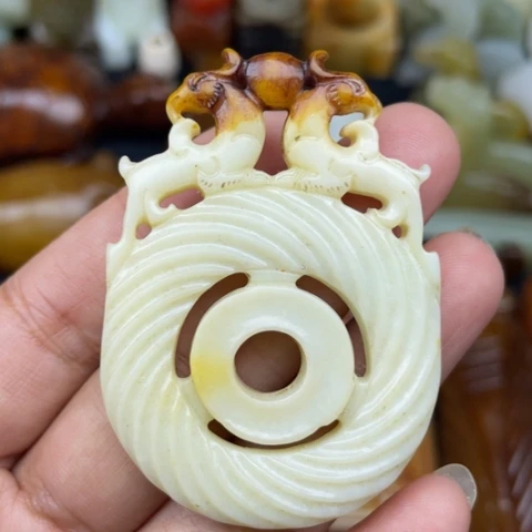 和田玉未镶嵌颈饰92