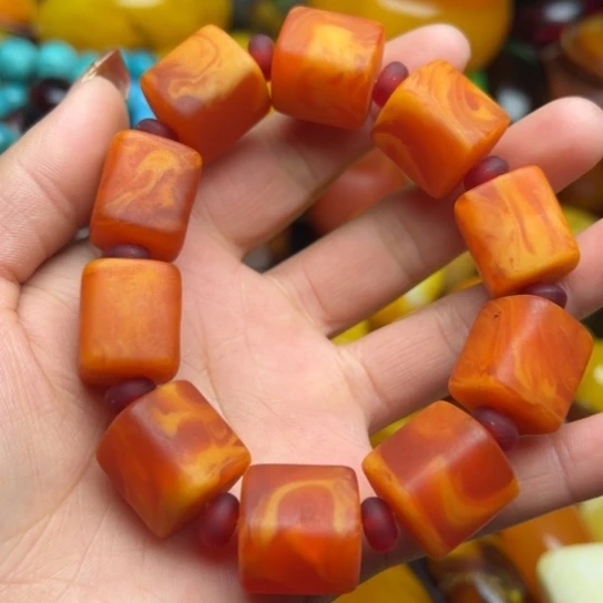 琥珀手串未镶嵌蜜蜡