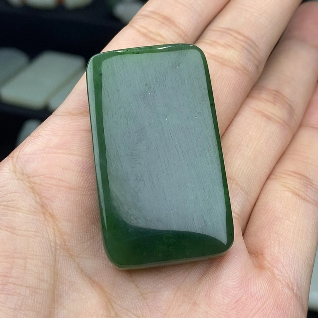 和田玉（碧玉）未镶嵌颈饰