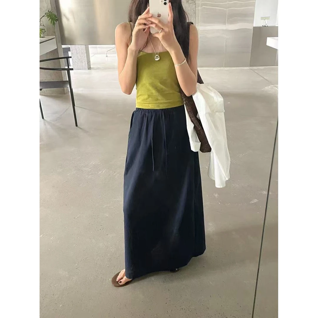 2379#百搭不挑人的~遮肉显瘦后开叉半身裙！