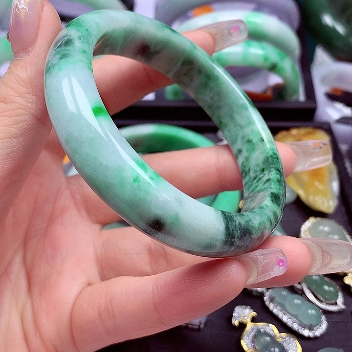 未镶嵌手镯翡翠翡翠