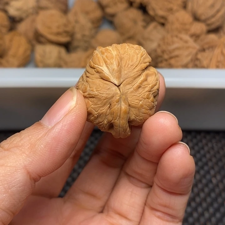 ****人吊坠文玩核桃文玩核桃异形单只