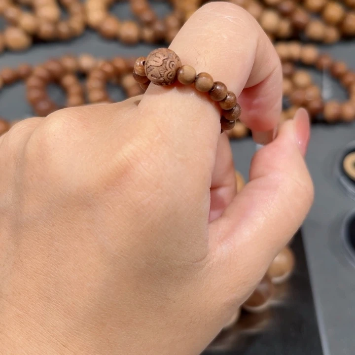 檀香木其他微瑕戒指0.4