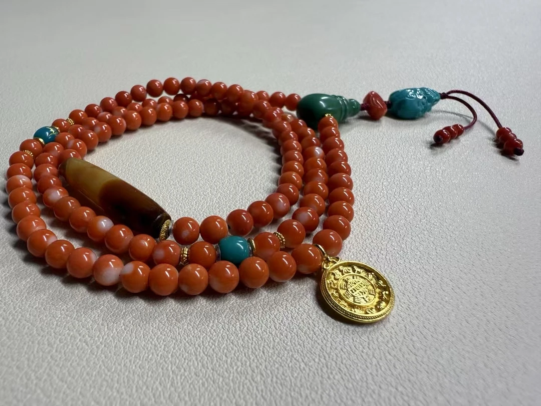 家用桌面红珊陌搭配精致摆件精美工艺品