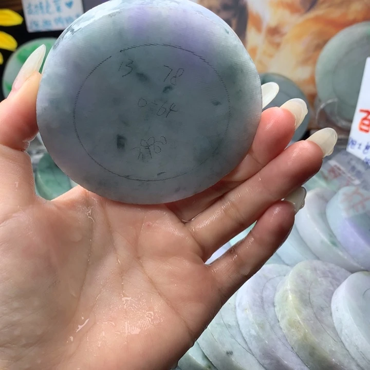 定制翡翠未镶嵌手镯