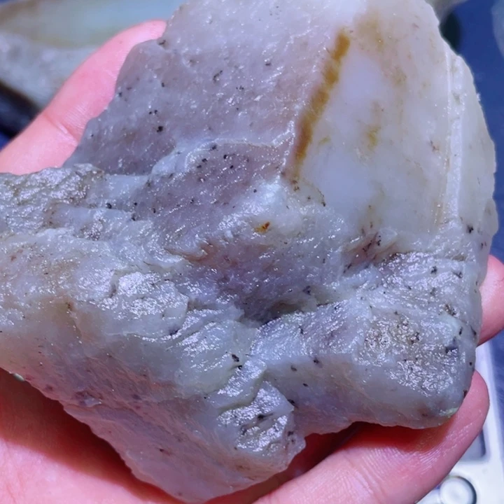 和田玉（糖玉）未镶嵌珠宝半成品