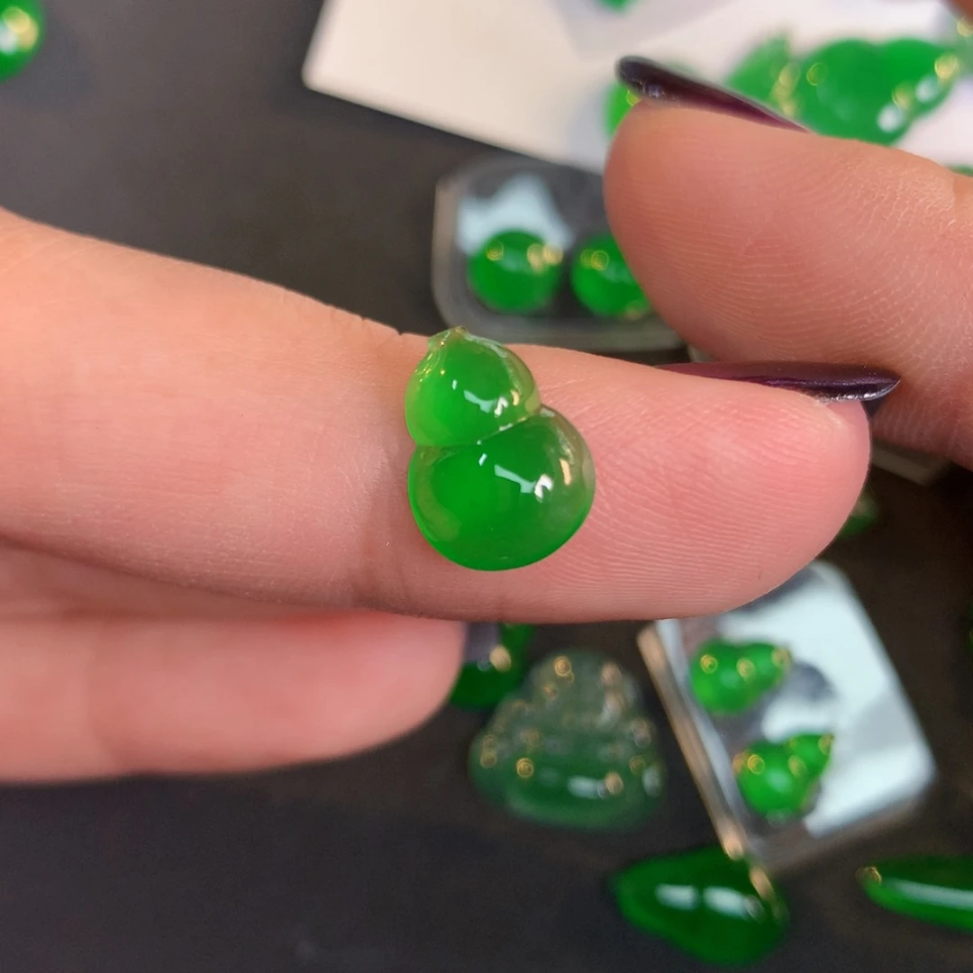 翡翠裸石翡翠11.09-8.33-3.61