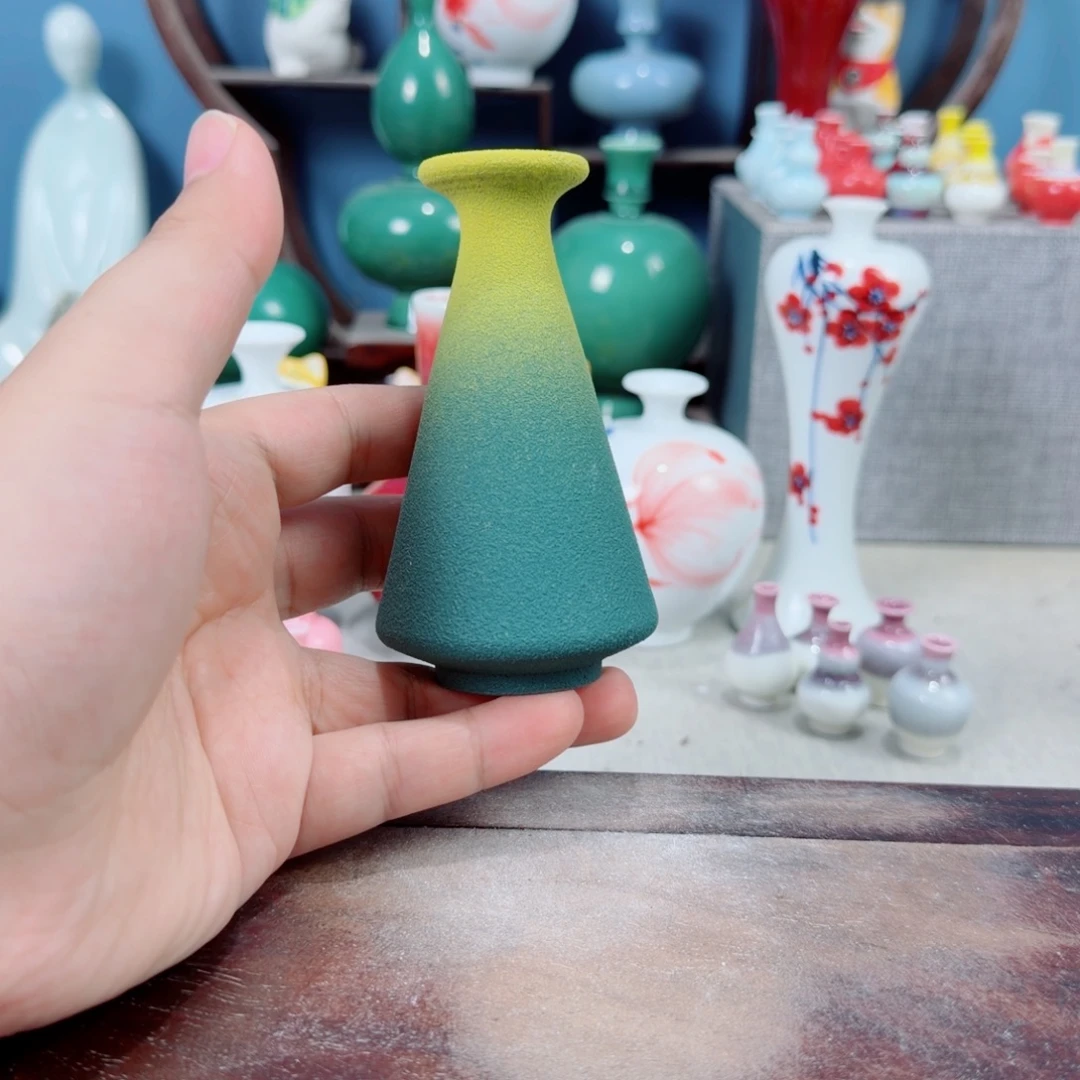 陶瓷手工小花器摆件