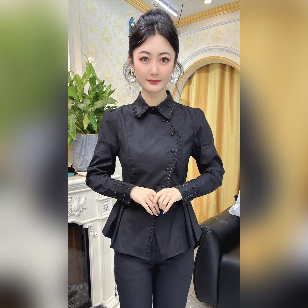 （1106）雅伊裳品家2025年春季新款娃娃领简约百搭时尚显瘦衬衫女