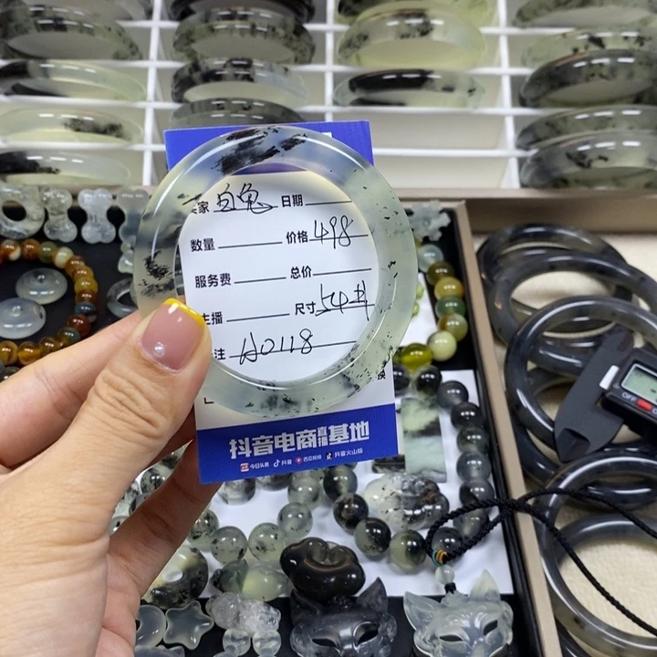 *****未镶嵌蛇纹石玉手镯