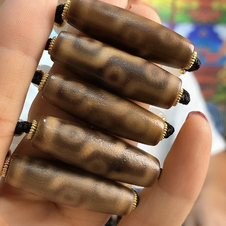 未镶嵌颈饰玛瑙/玉髓56多样性发其一