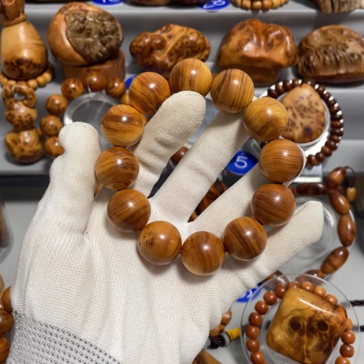 柏木太行崖柏陈华荧光非强，2.0手串