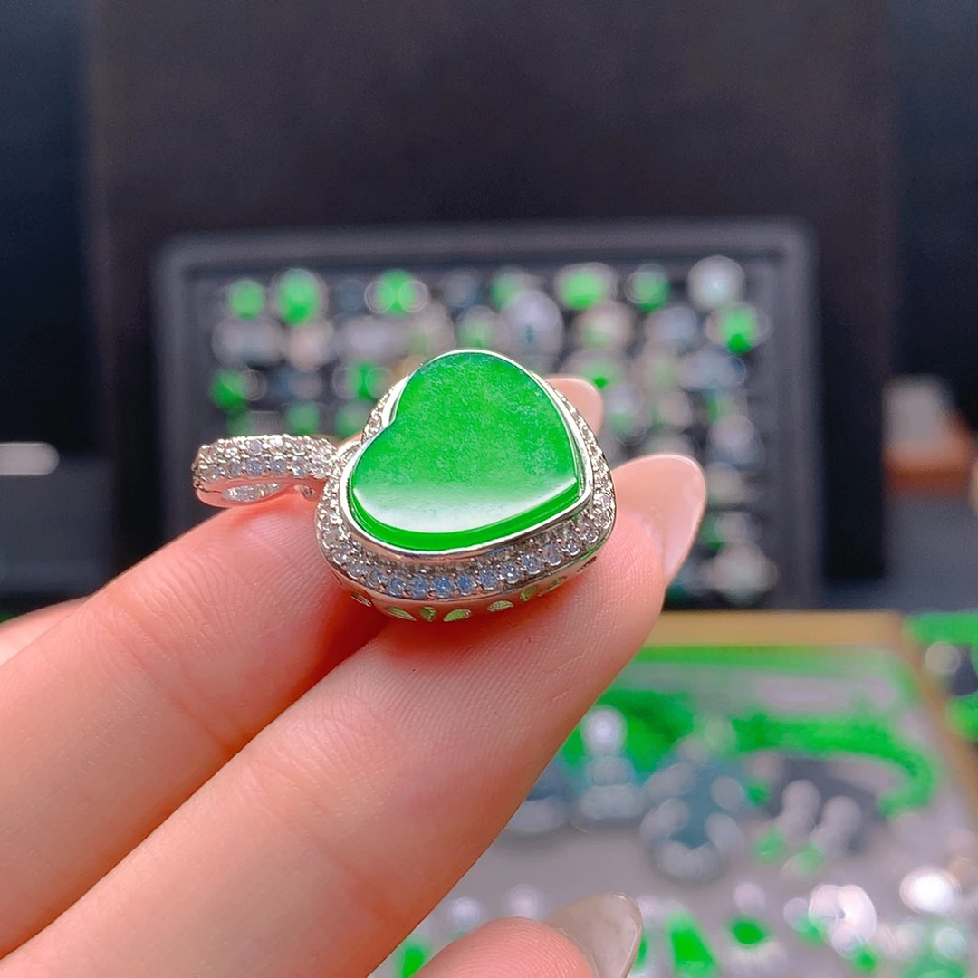 未镶嵌戒指翡翠天然翡翠