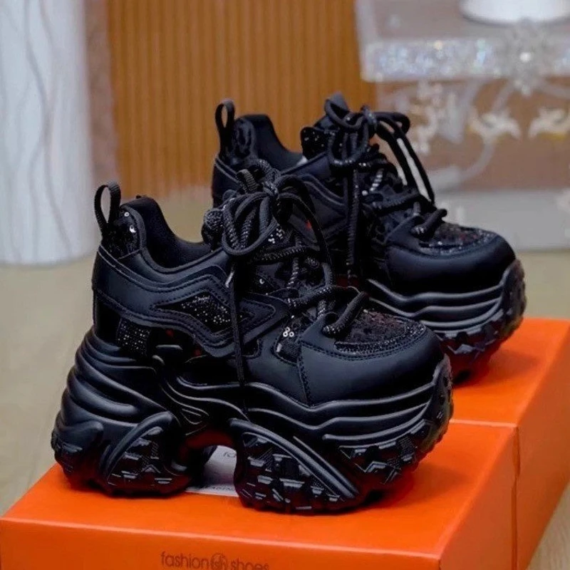 银色内增高厚底老爹鞋女款2025新款秋季休闲运动小白鞋松糕鞋橡胶