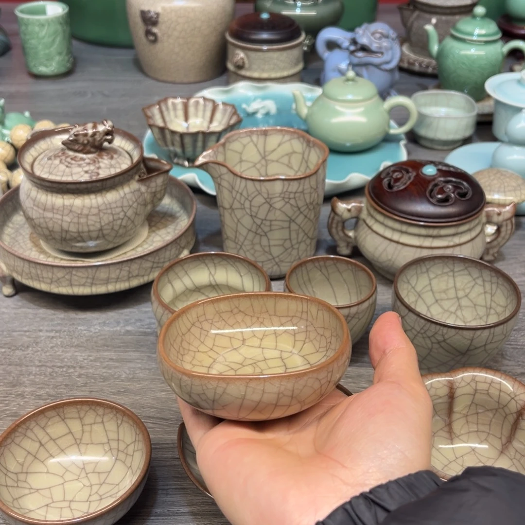 陈卫星  传世哥窑