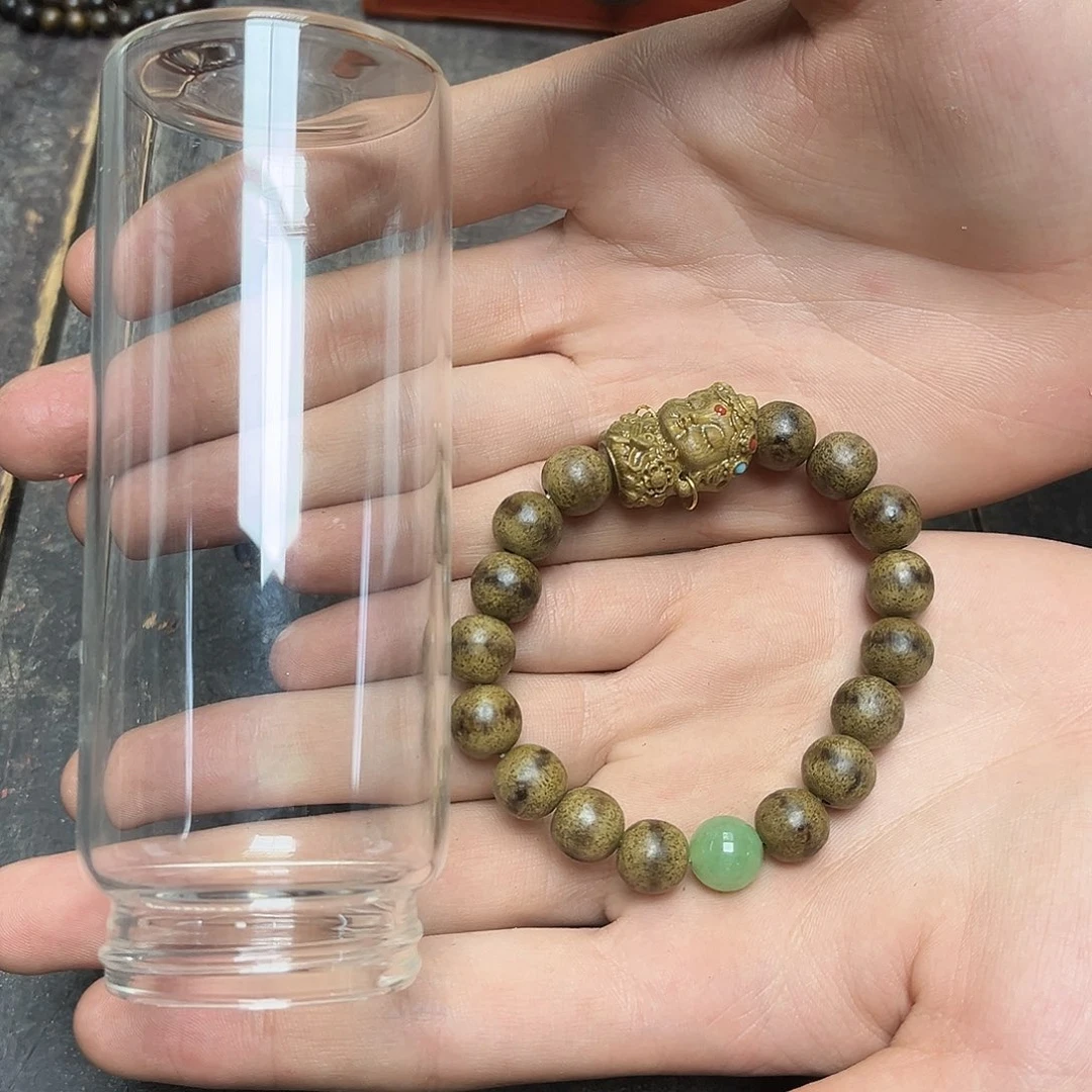 大叶紫檀（黑酸枝木类）