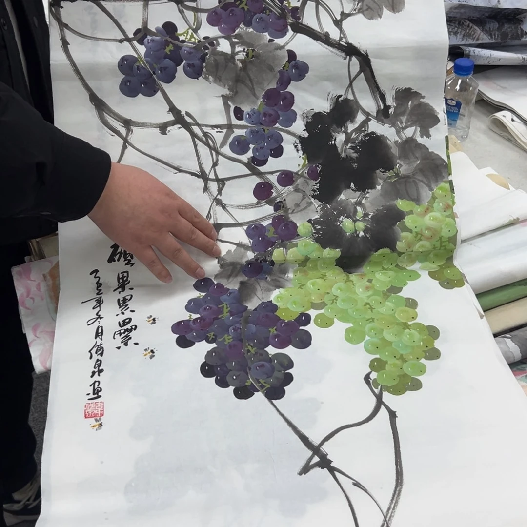 国画卖字画的小老板
