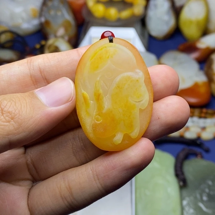 和田玉未镶嵌珠宝奇石