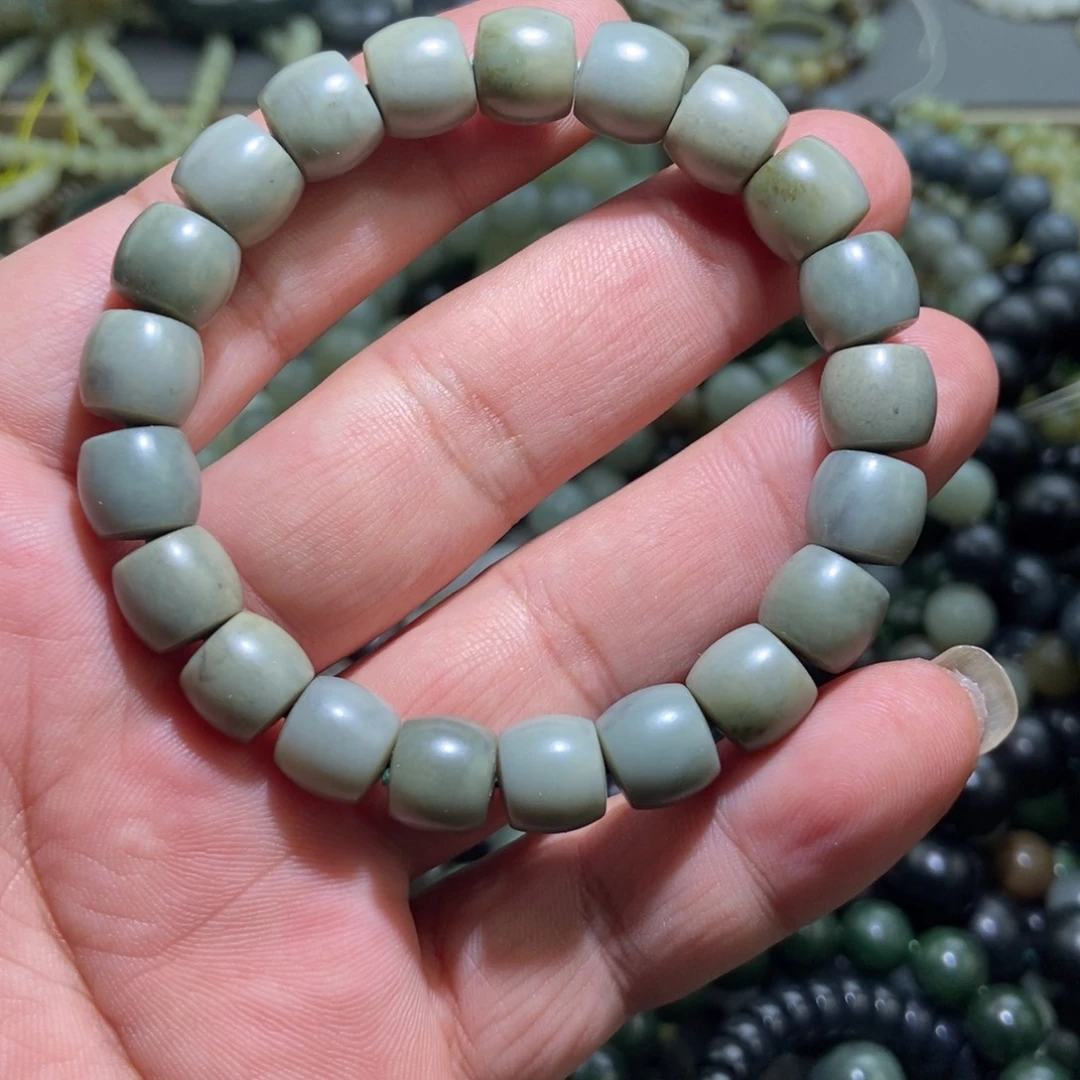 和田玉（糖玉）未镶嵌手链