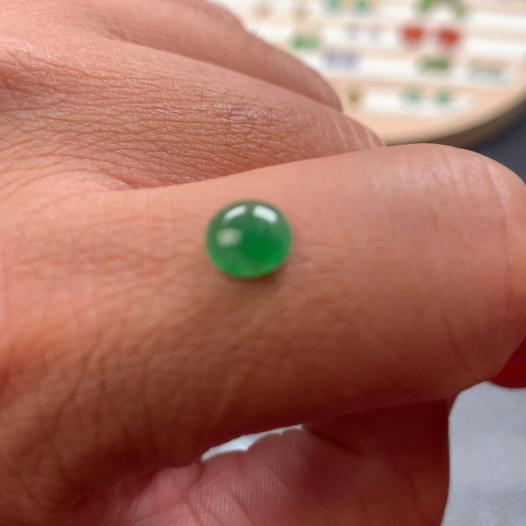 翡翠未镶嵌戒指翡翠