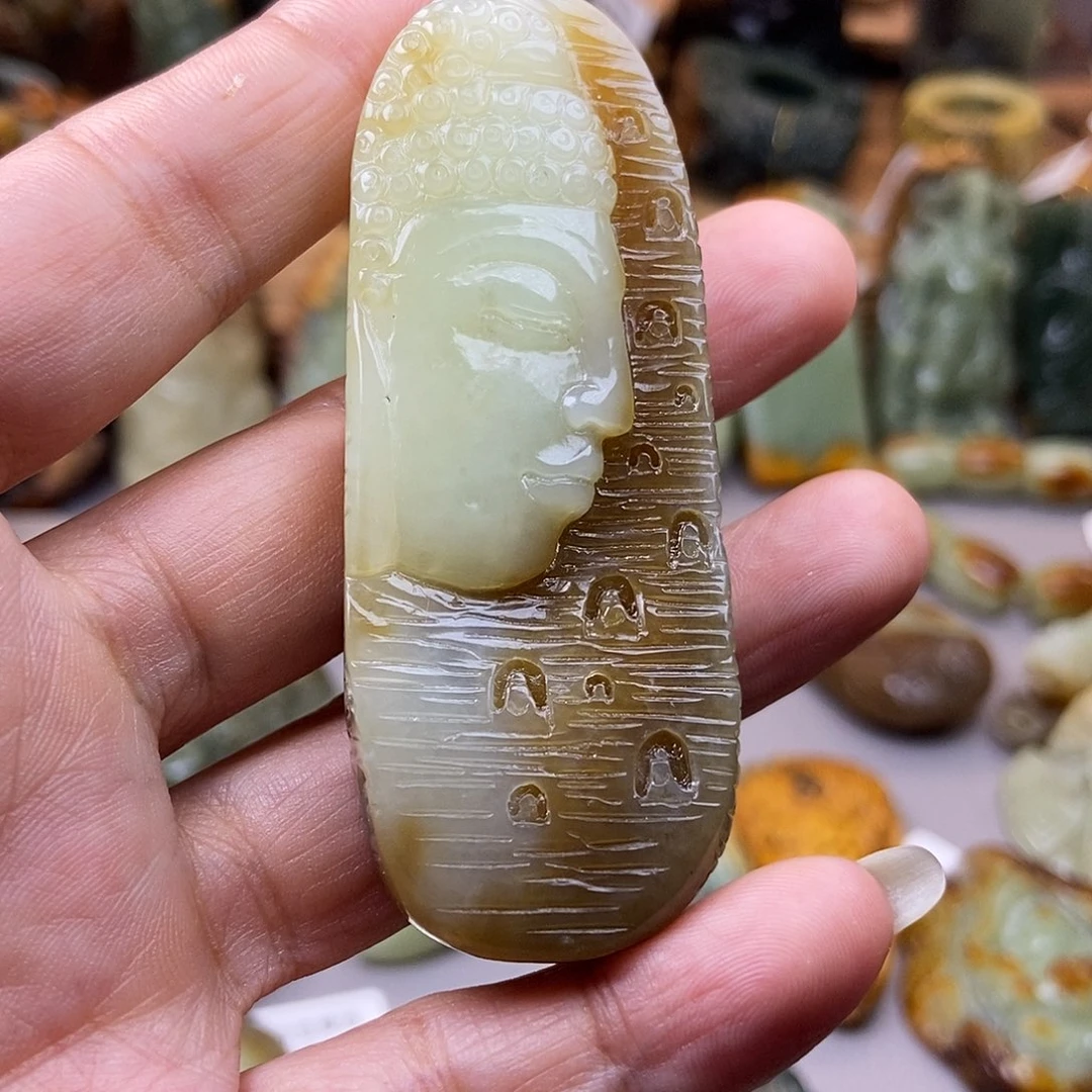 岫岩河磨玉（透闪石质玉）未镶嵌珠宝奇石?