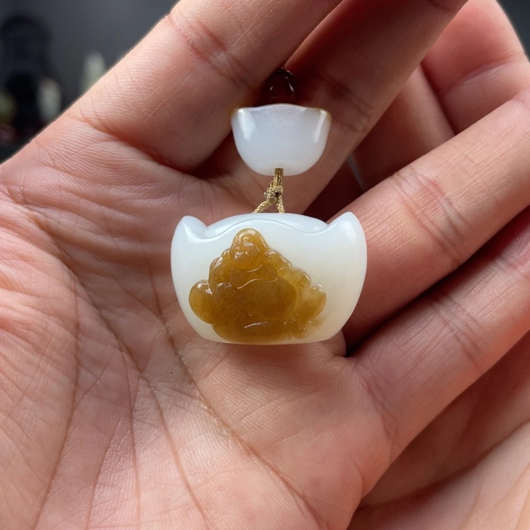 未镶嵌和田玉把件