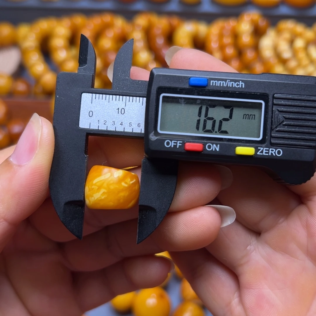 蜜蜡未镶嵌吊坠(不含链)