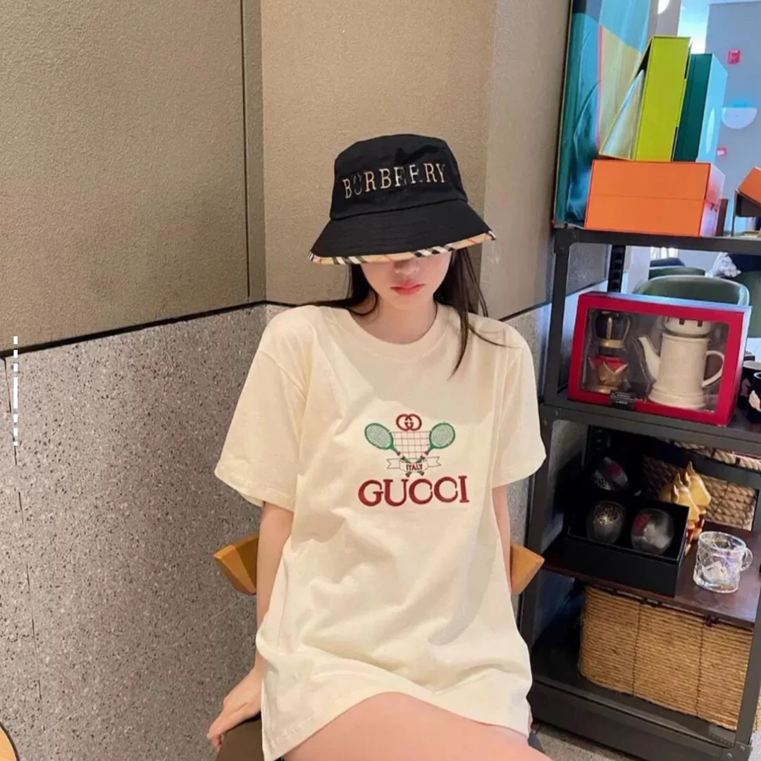 99新 GUCCI/古驰 5468/米白色字母刺绣休闲圆领短袖T恤/S码/98新
