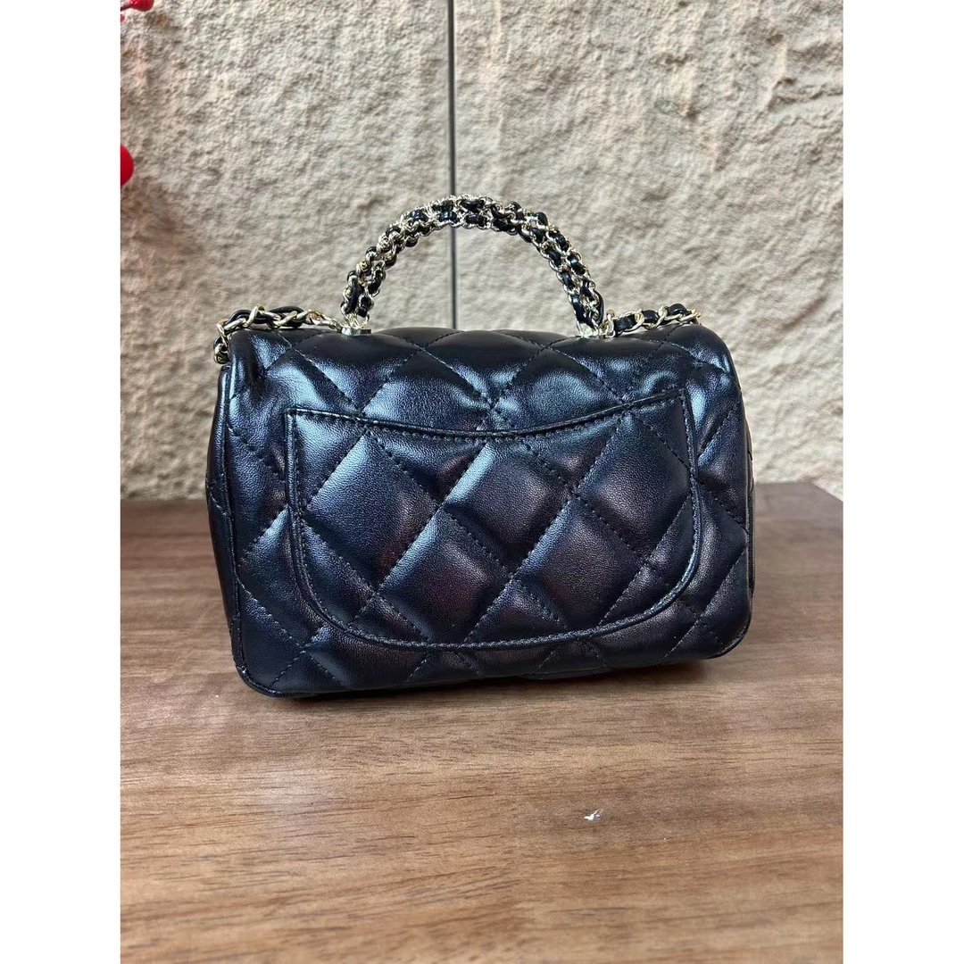 25年秋冬新款真皮女包麻花方 黑色